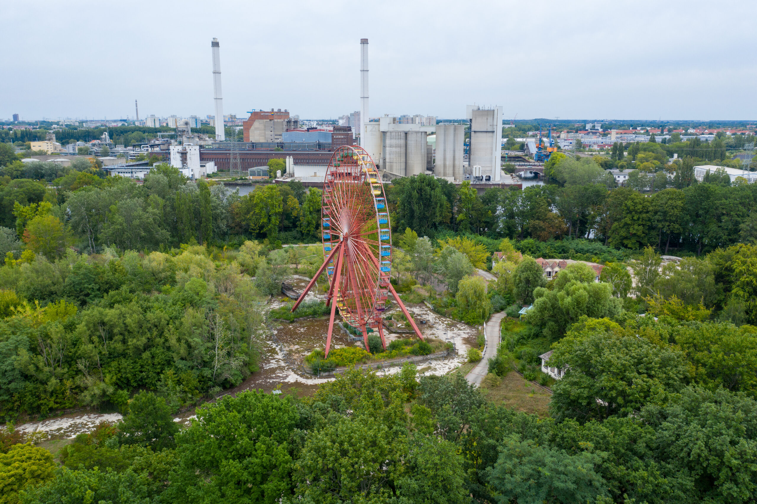 production-services-and-filming-in-berlin-ferris-wheel